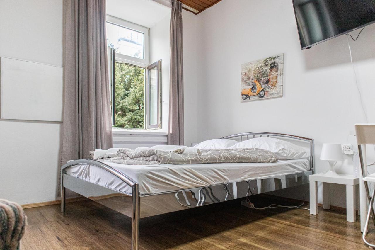 Neat Near Millenium Tower Apartment *