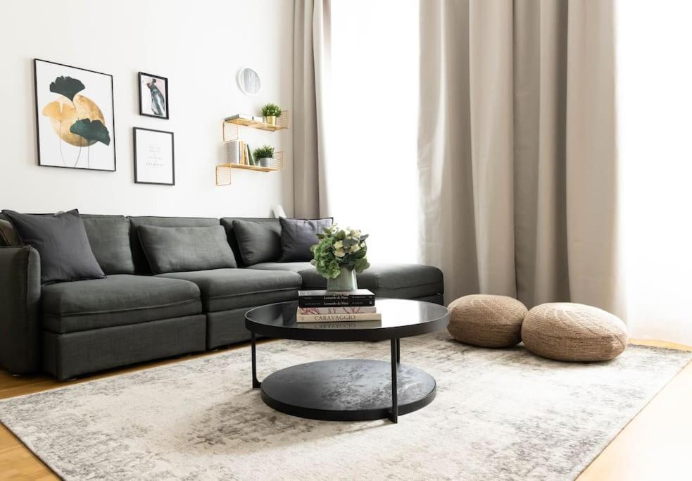 Apartment Franz 23 - Typical Viennese In The Heart Of