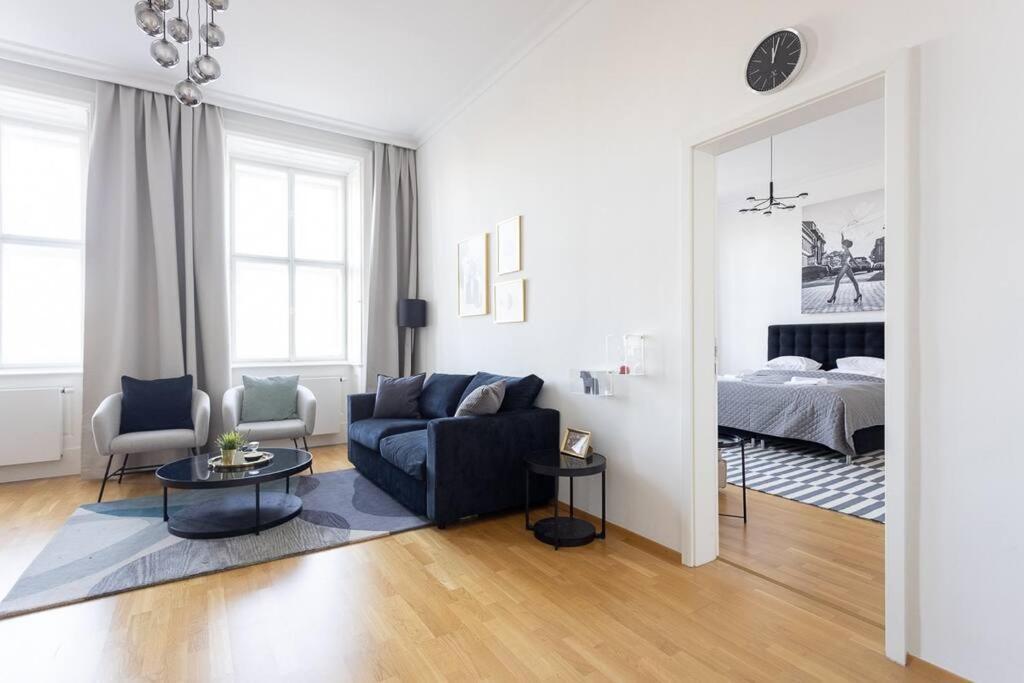 Apartment Franz 24 - Typical Viennese In The Heart Of *
