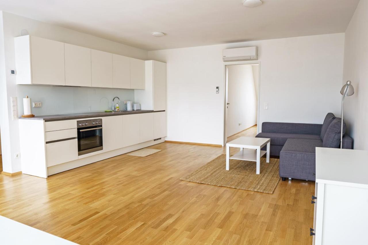 Ottakring Apartment *