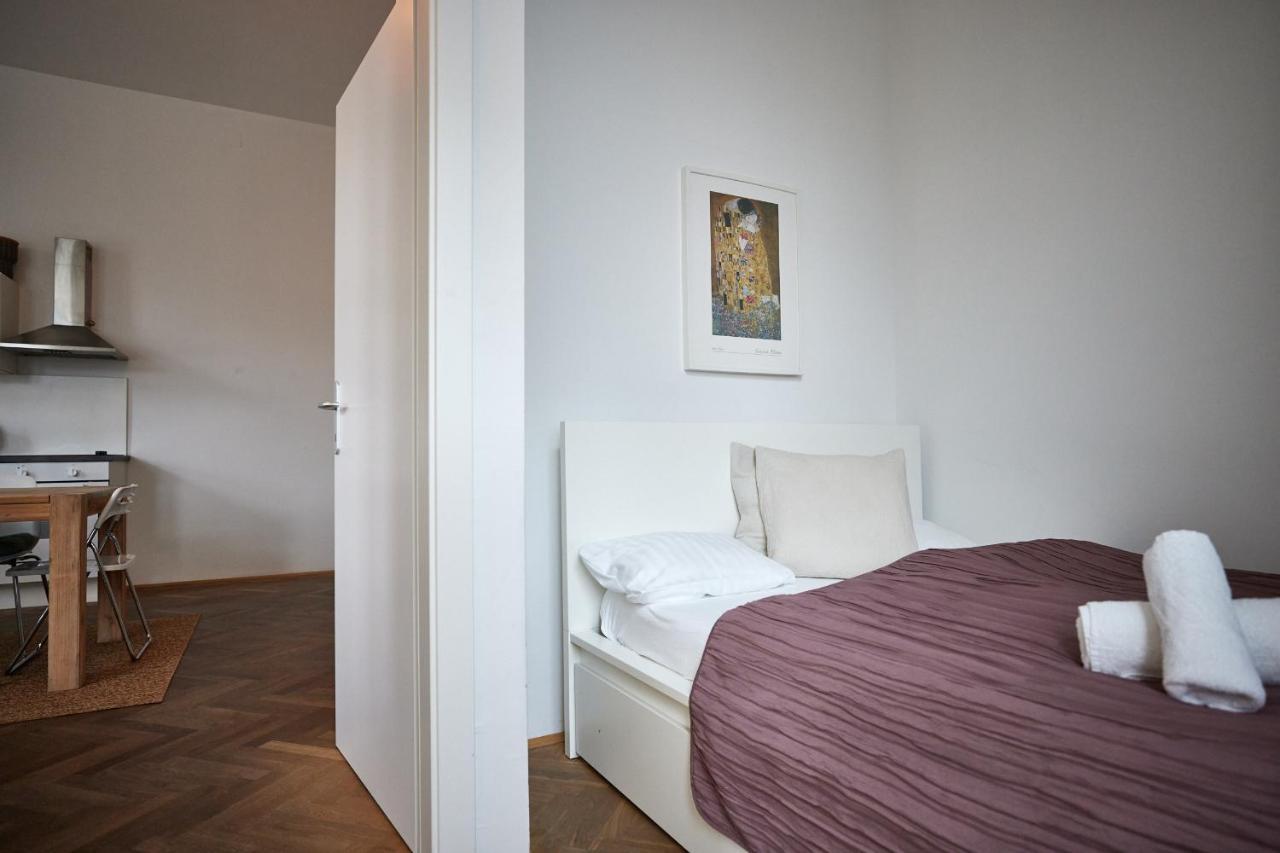 Hernalser Gürtel Ii By Easyb&b *