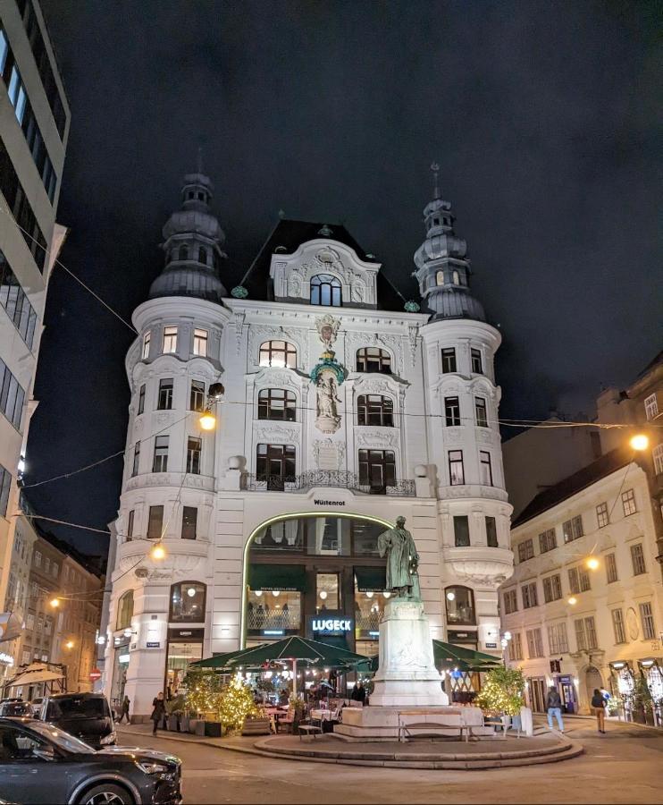 High In At Stephansplatz Apartment *
