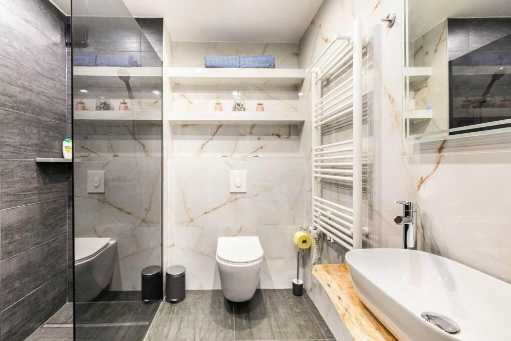 Appartamento Cozy Renovated Close To Schoenbrunn Palace *