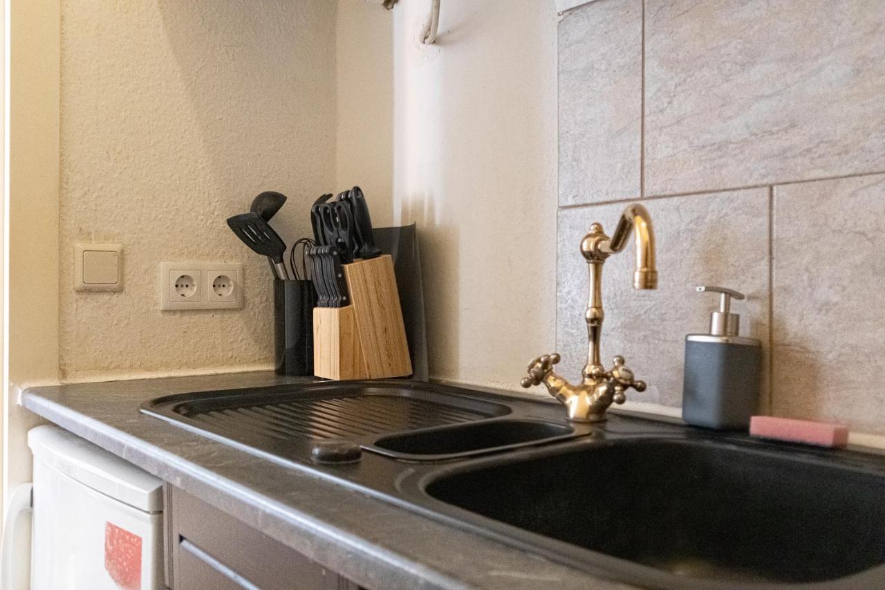 Apartment Peerles 2br Apt. Perfectly Situated&well Connected
