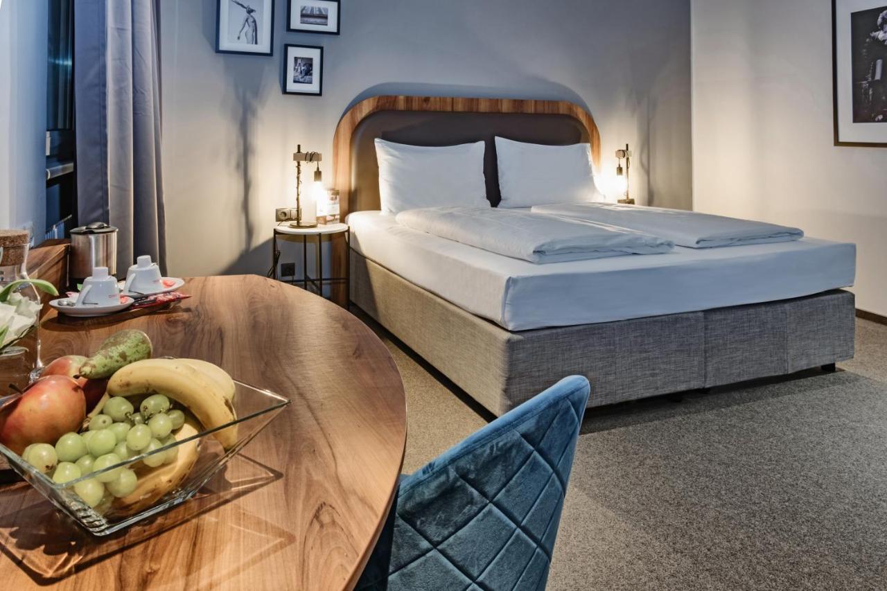 Hotel George 4*