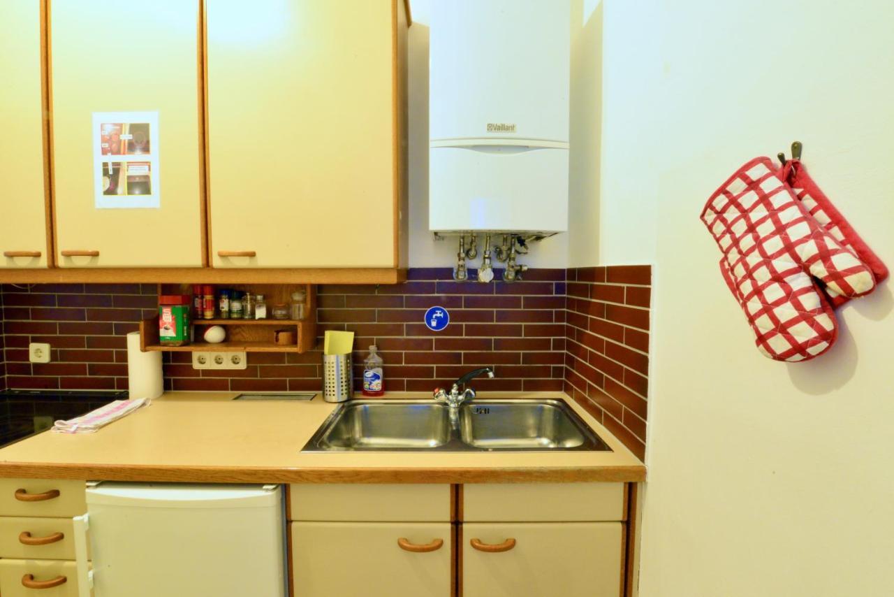 Apartment Charming With Balcony In Hip & Trendy Margareten Vienna