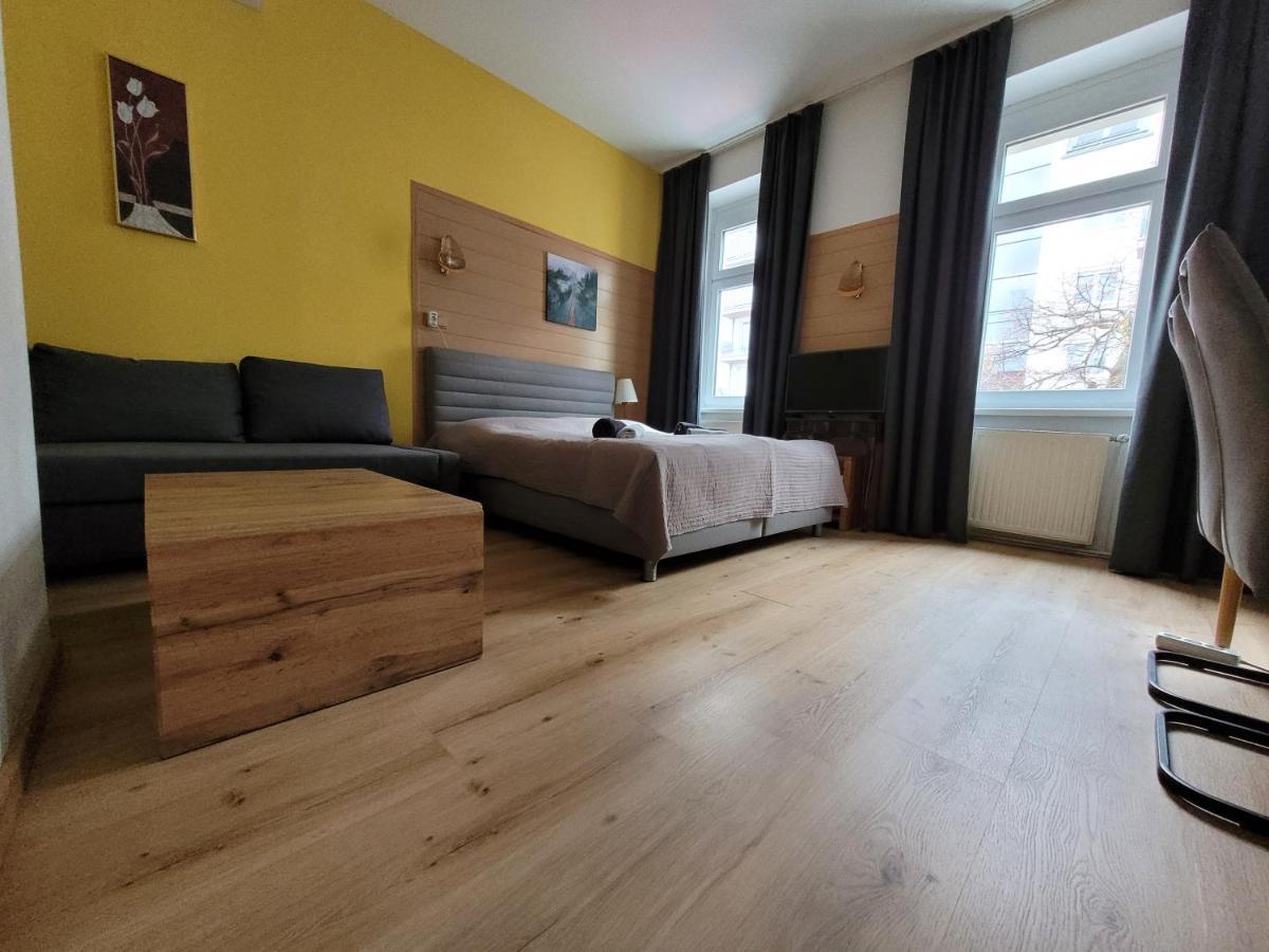 Aparthotel Leopoldauer 2*