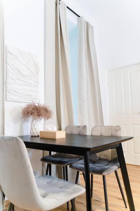 Apartment Zentrale & Ruhige 2 Zimmer - 42m² Vienna