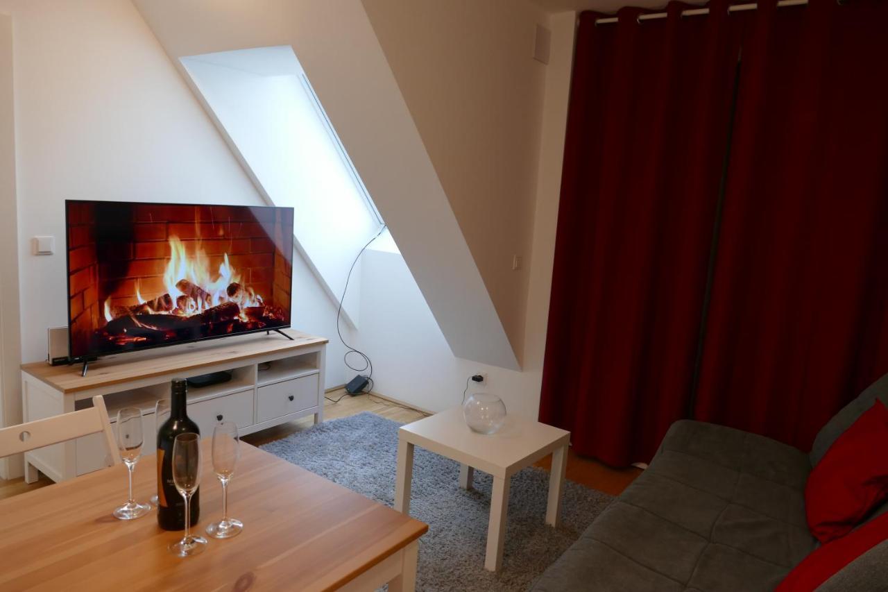 Cosy Modern With A/c And Balcony Appartamento *