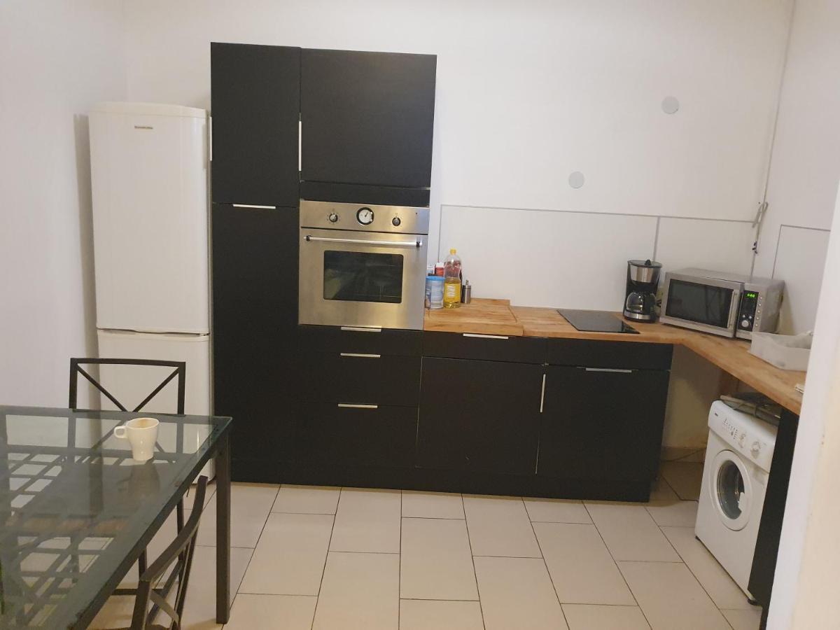 Apartment Spacious Near The Center Vienna
