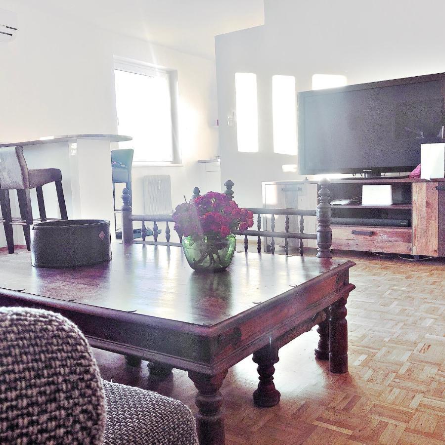 Modern New Danube Apartment, Perfect Location Apartment