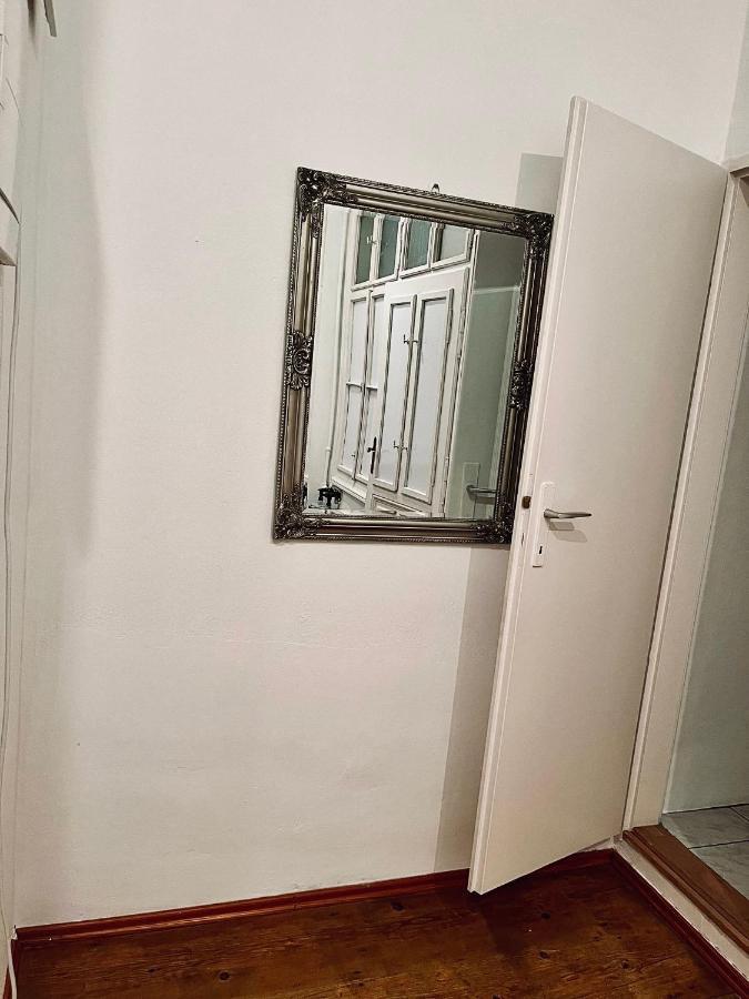 Apartment & Business 1150