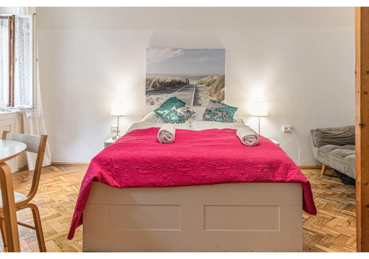 Apartment Optimal Apartment, 5 Persons, Long Discount *