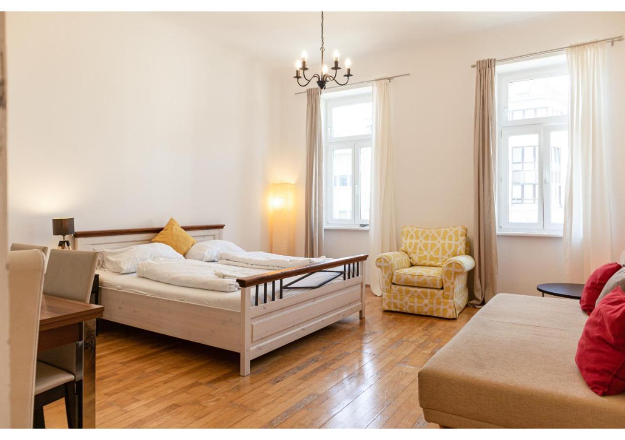Cheerful 2br - Suitable For Longstays Apartment