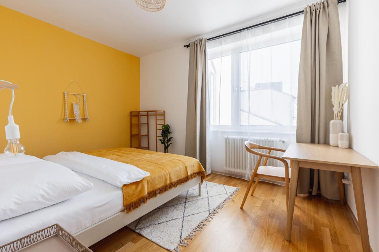 Bright Stylish With A Balcony In A Location * Vienna