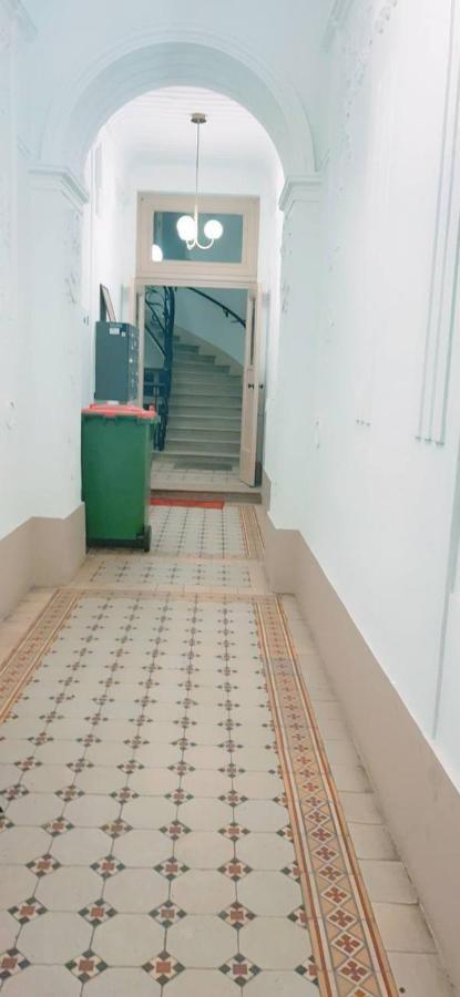 Standard 5p Th Vienna