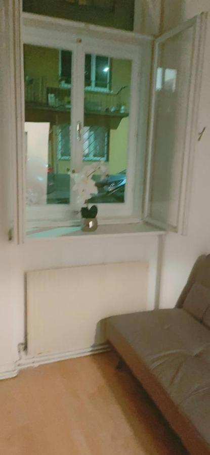 Standard 5p Th Apartment *