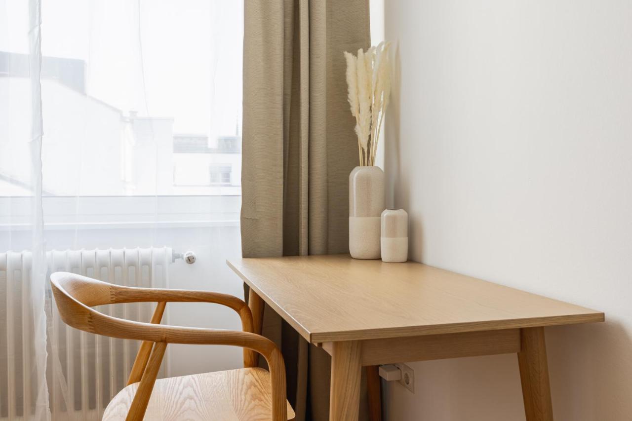 Bright Stylish With A Balcony In A Location Vienna