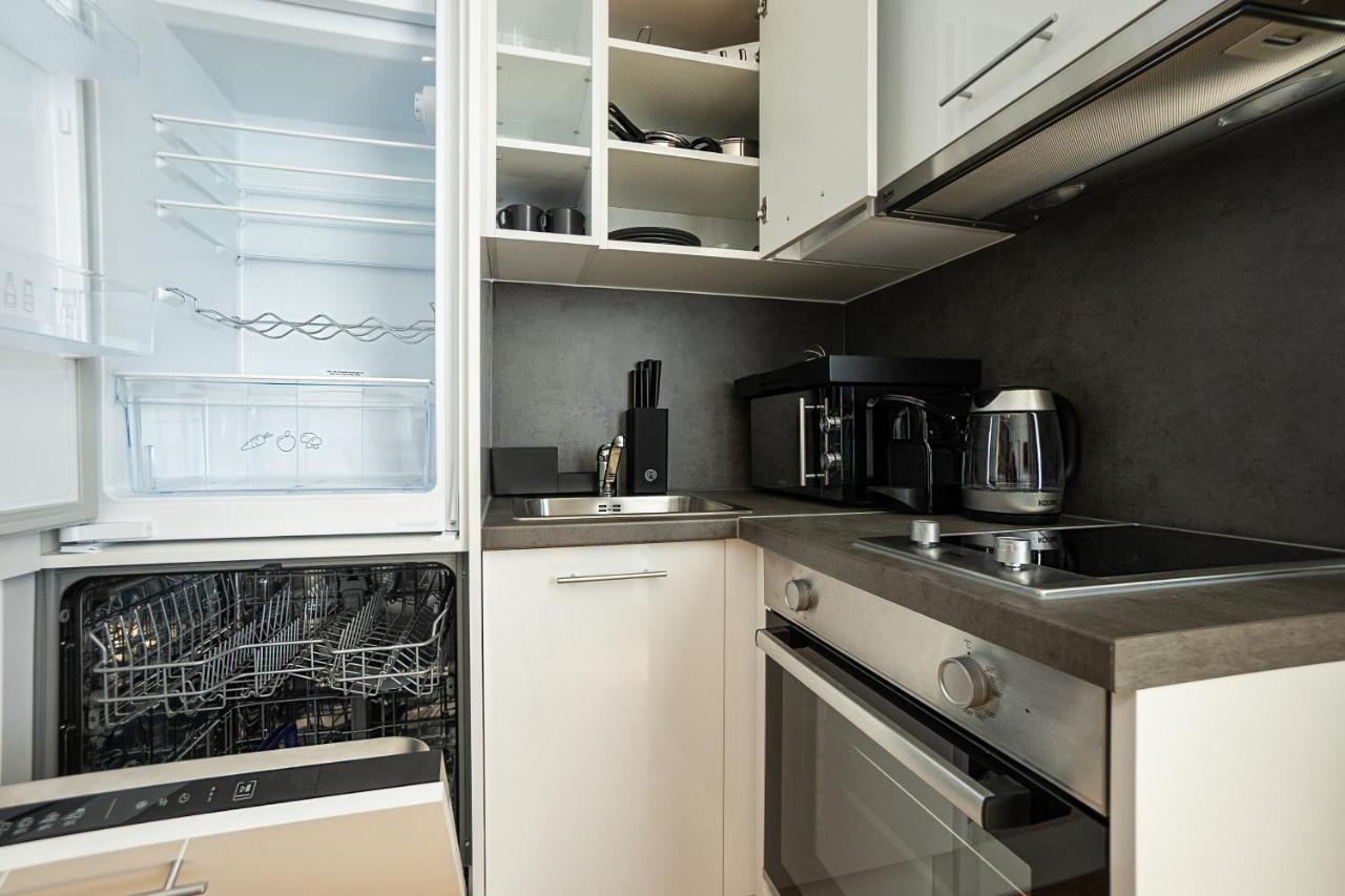 Apartment Bright Stylish With A Huge Terrace In A Location