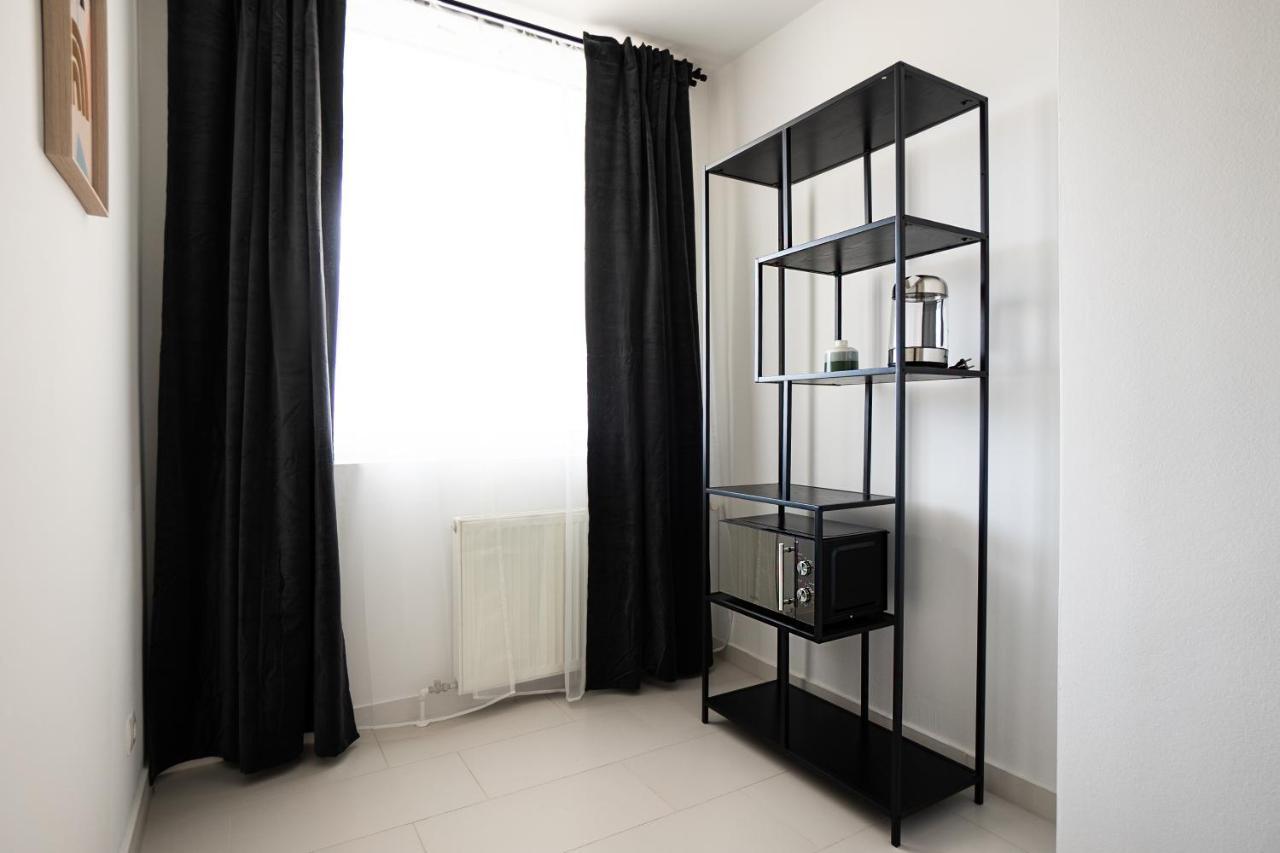 Bright Stylish With A Huge Terrace In A Location