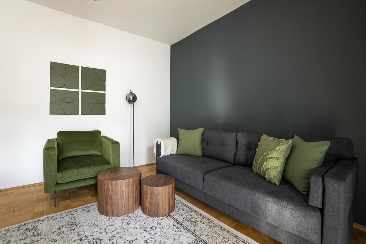 Bright Stylish With A Huge Terrace In A Location