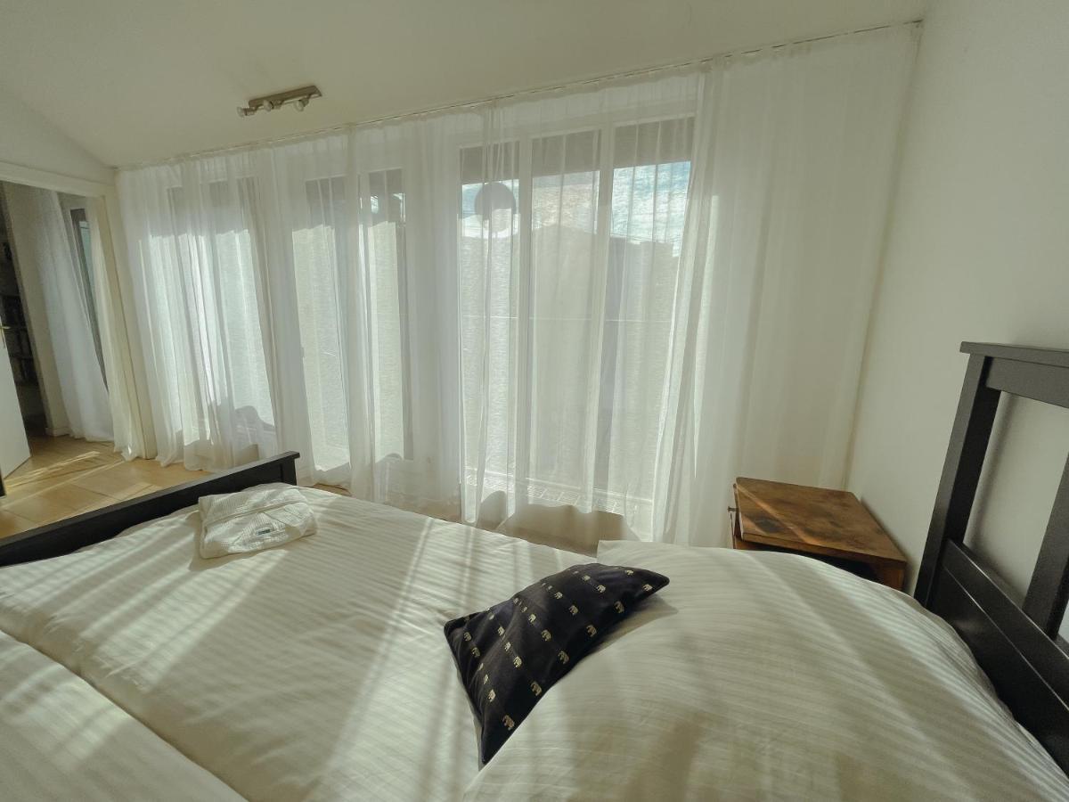 Luxury 150m2 In Desirable Area Of Historic Appartamento Vienna