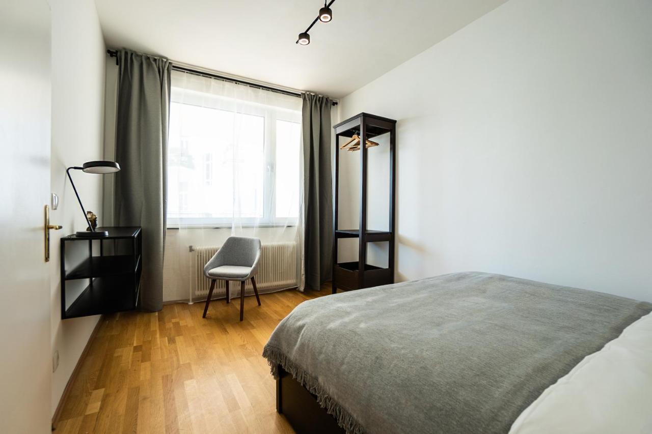Apartment Bright Stylish With A Huge Terrace In A Location *