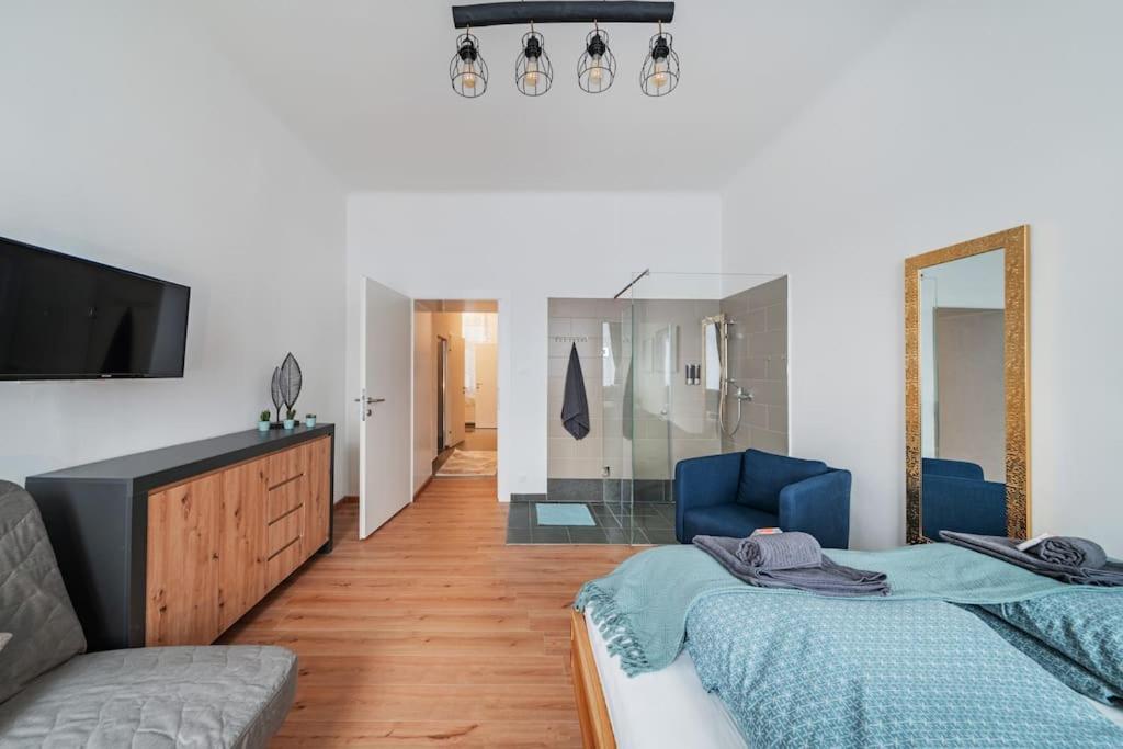 3 Bedrooms - 75sqm - 15 Min. Center Apartment *