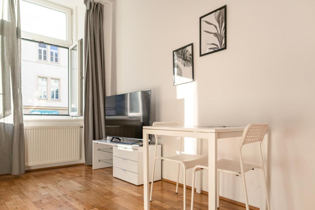 Comfortable 3br Shared Apart. - Suitable For Long Apartment *