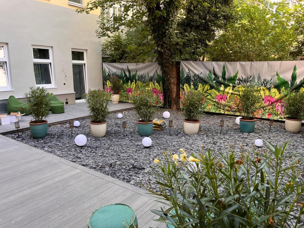 Apartment Street Living -