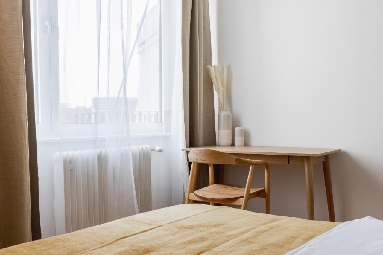 Apartment Bright Stylish With A Balcony In A Location
