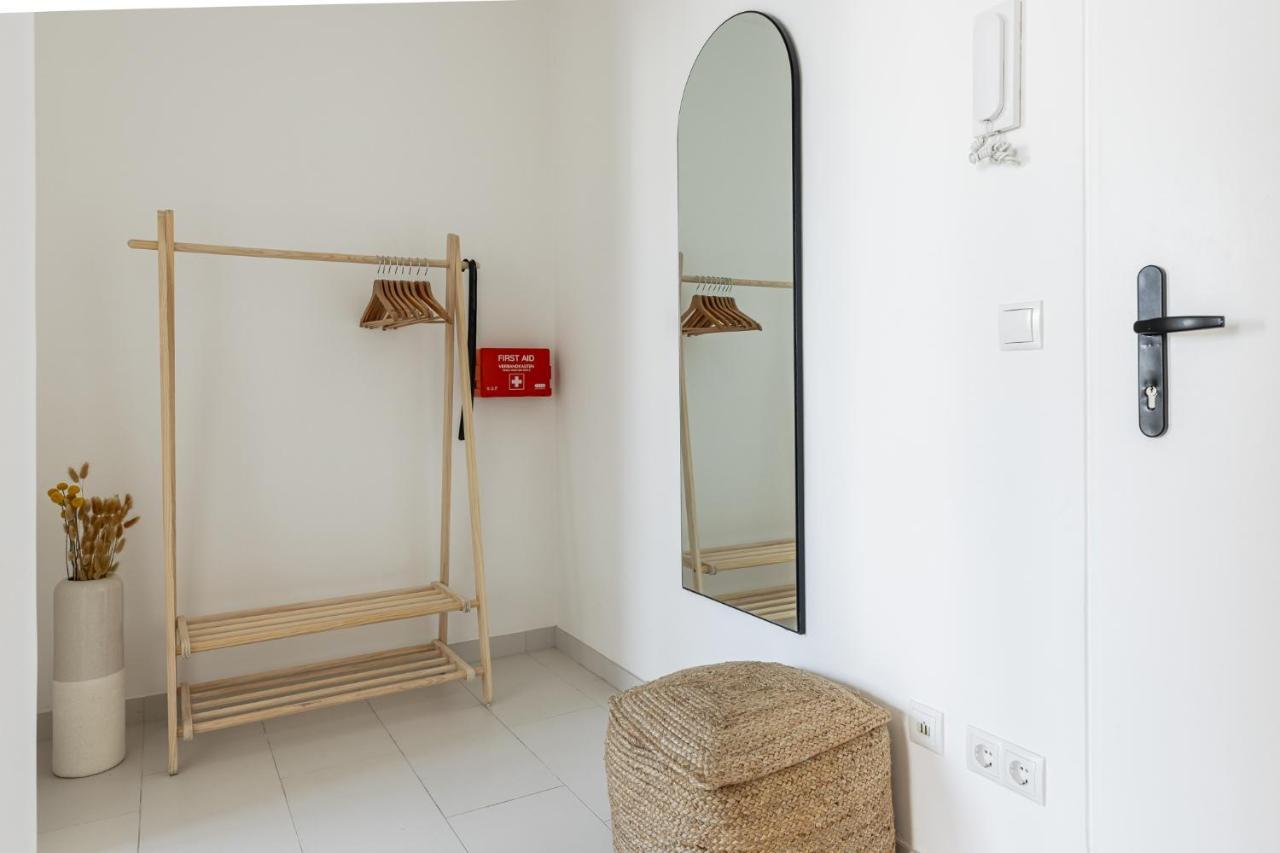 Apartment Bright Stylish With A Balcony In A Location Vienna