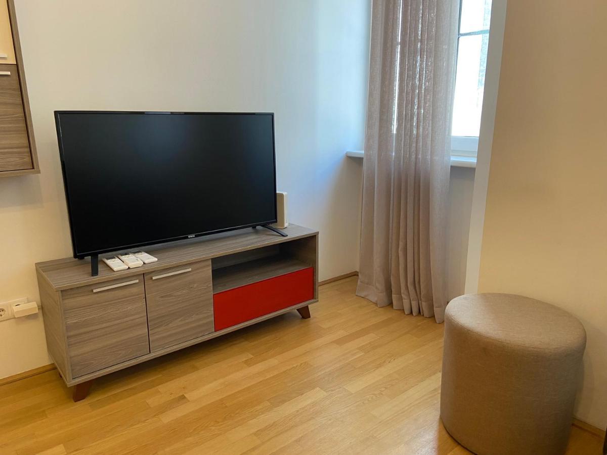 7 Apartment
