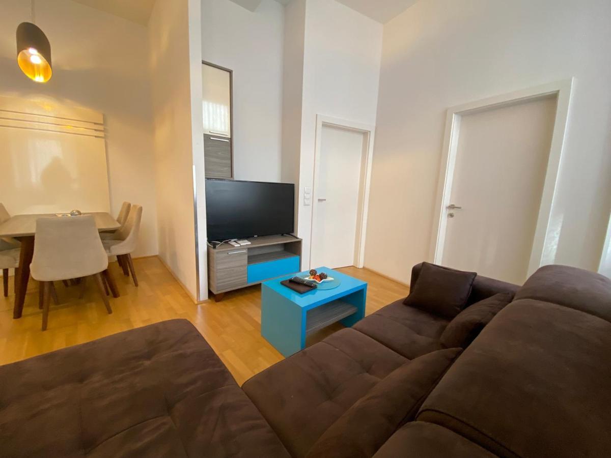 7 * Wien