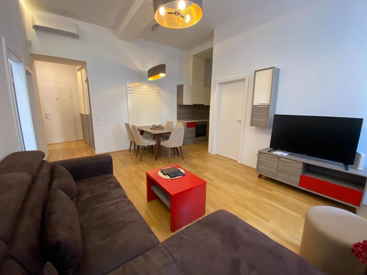 Apartment 7
