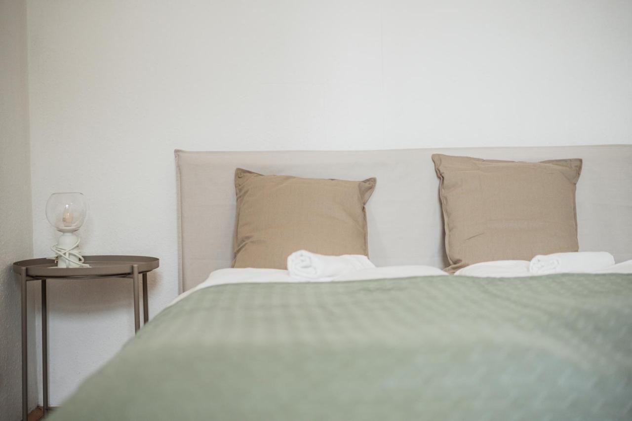 Stylisch In Vienna's 18th District Apartment