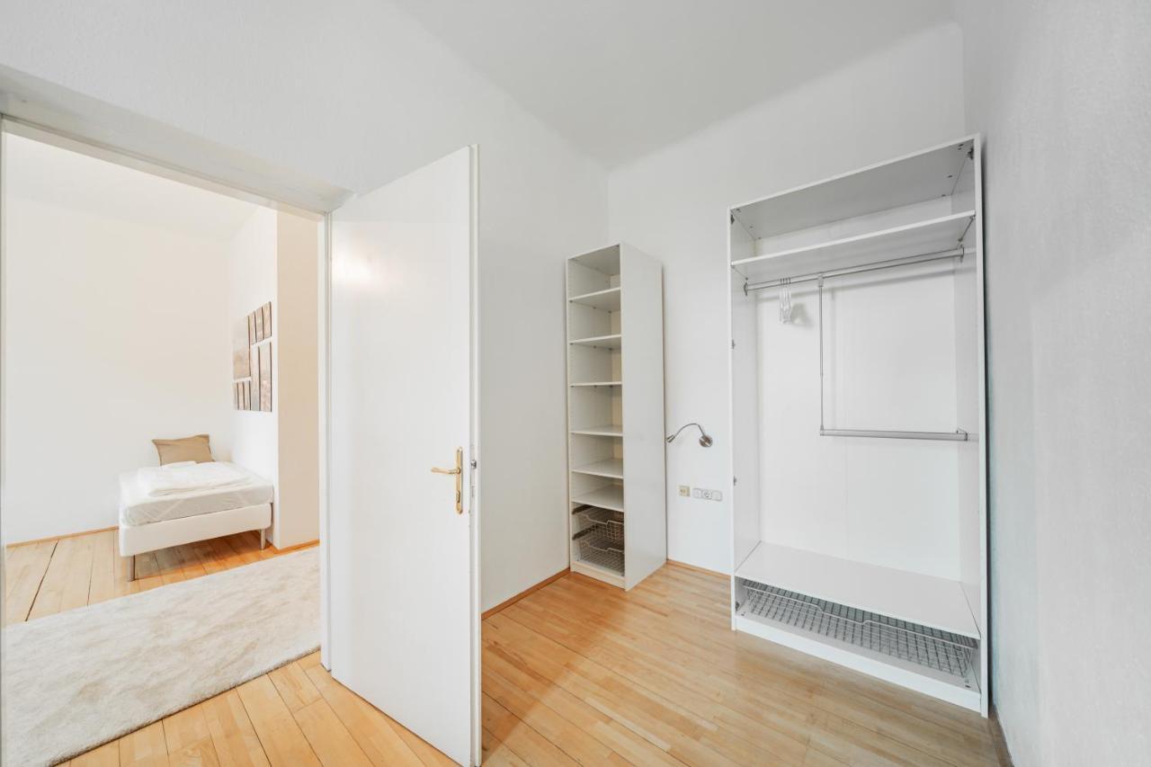 Stylisch In Vienna's 18th District