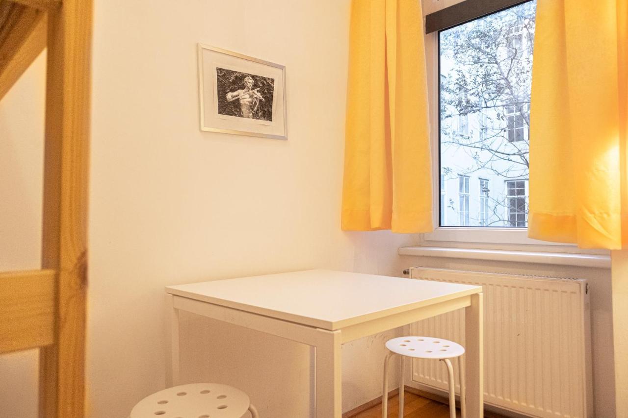 Comfortable 3br Shared Apart. - Suitable For Long Apartment *