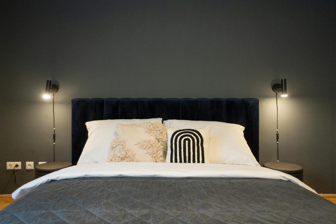 Bright Stylish With A Huge Terrace In A Location