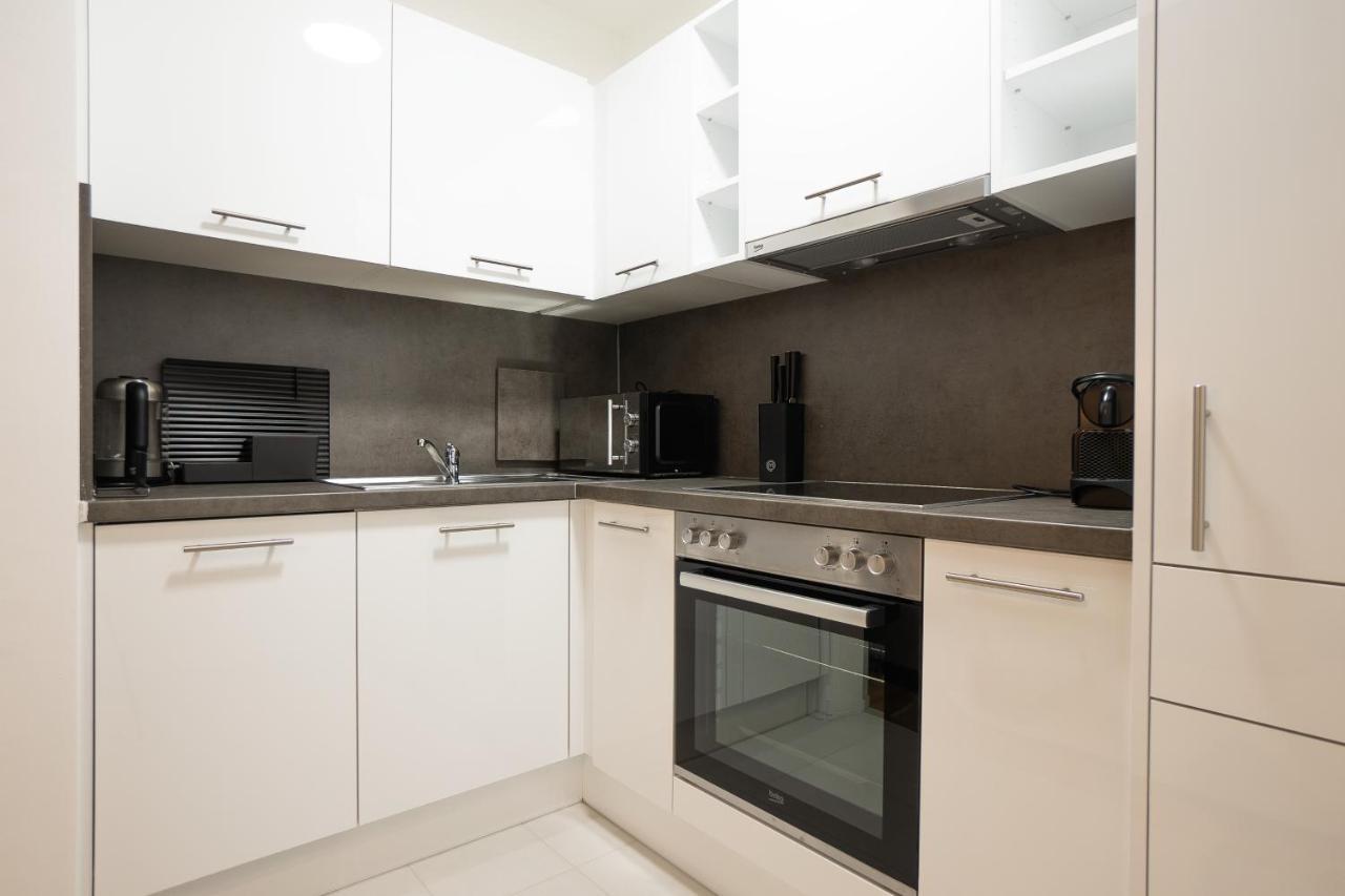 Apartment Bright Stylish With A Balcony In A Location Vienna