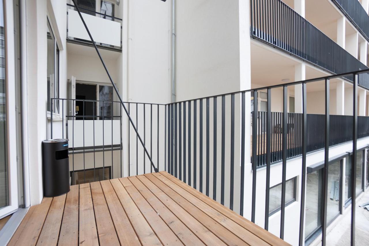 Apartment Bright Stylish With A Balcony In A Location