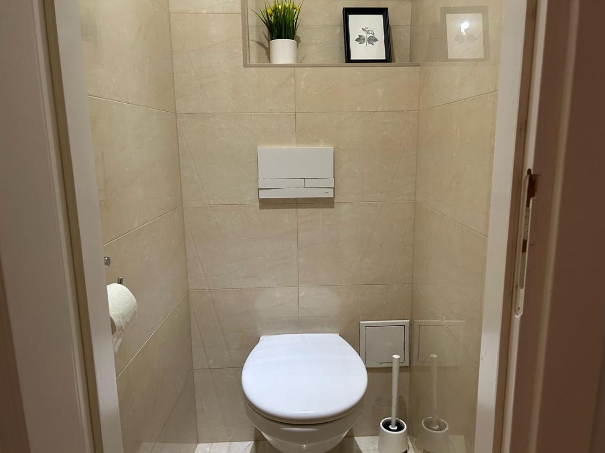 80m2 With Balcony & Free Netflix Apartment Vienna