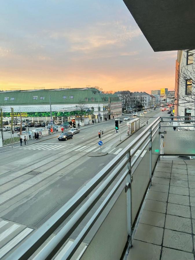 Apartment 80m2 With Balcony & Free Netflix Vienna