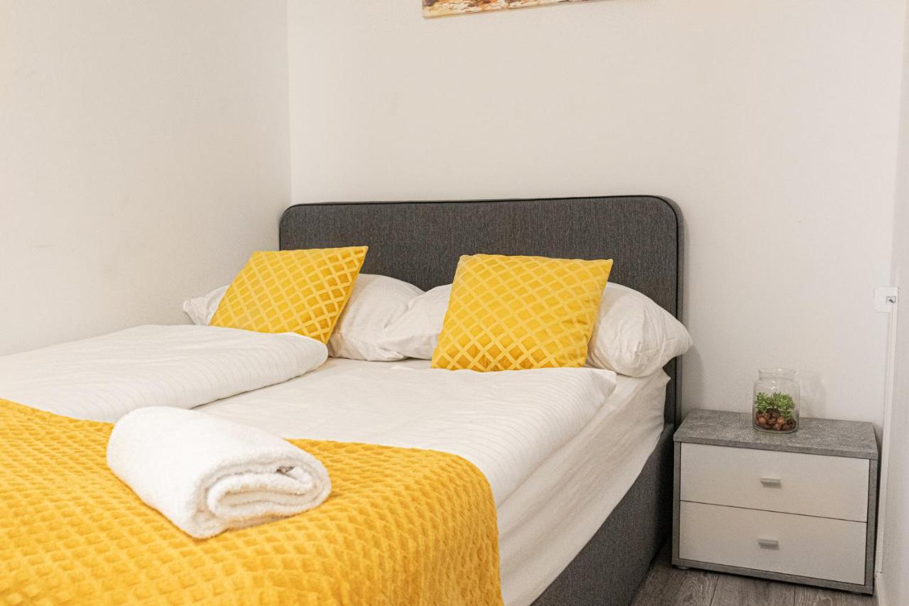 3 Standard Near Hauptbahnhof *