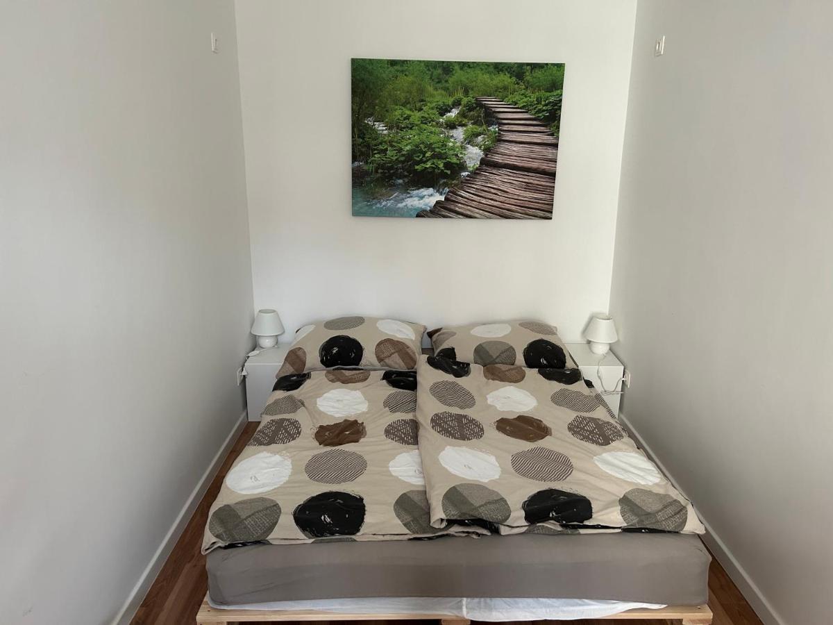 Apartment Premium Renovated Flat In Central *