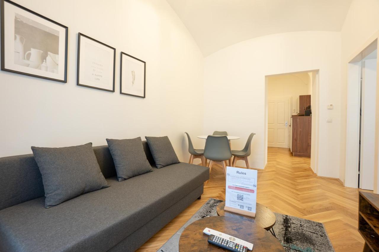 Modern Hotel-styled In The Second District Of Vienna. *