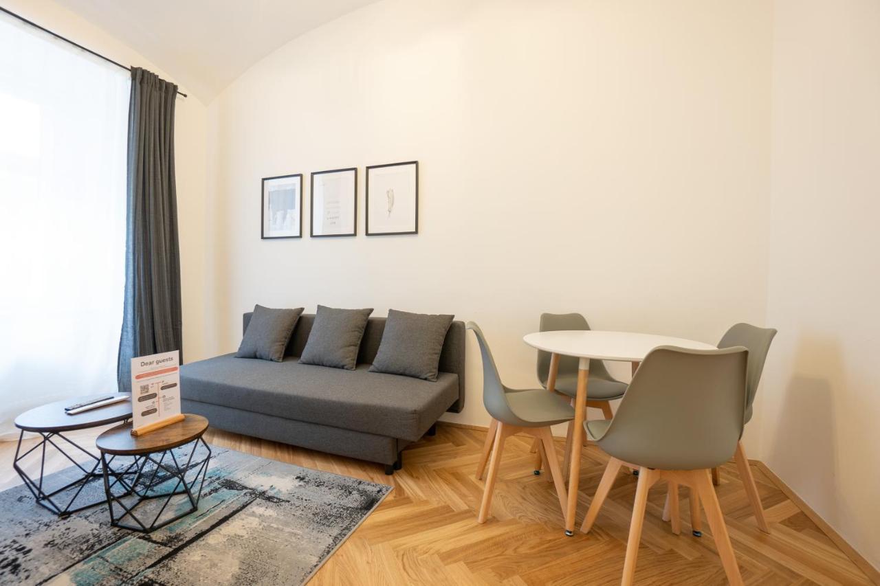 Modern Hotel-styled In The Second District Of Vienna. Apartment *