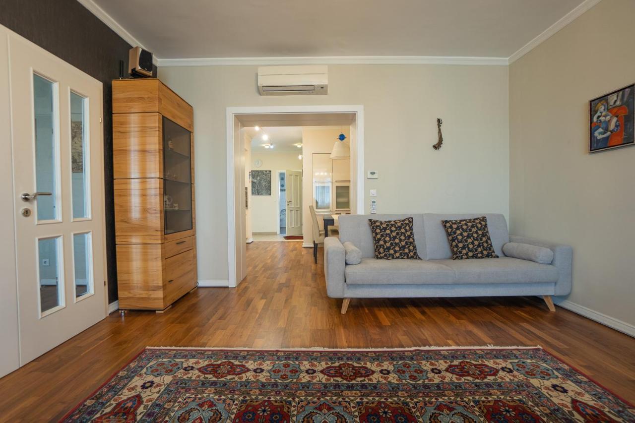 Apartment With A Balcony - 15 Min To City Center Vienna