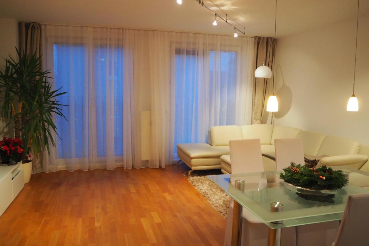 Apartment Modernes Studio-apartment Nahe Zentrum Mit Garagenplatz