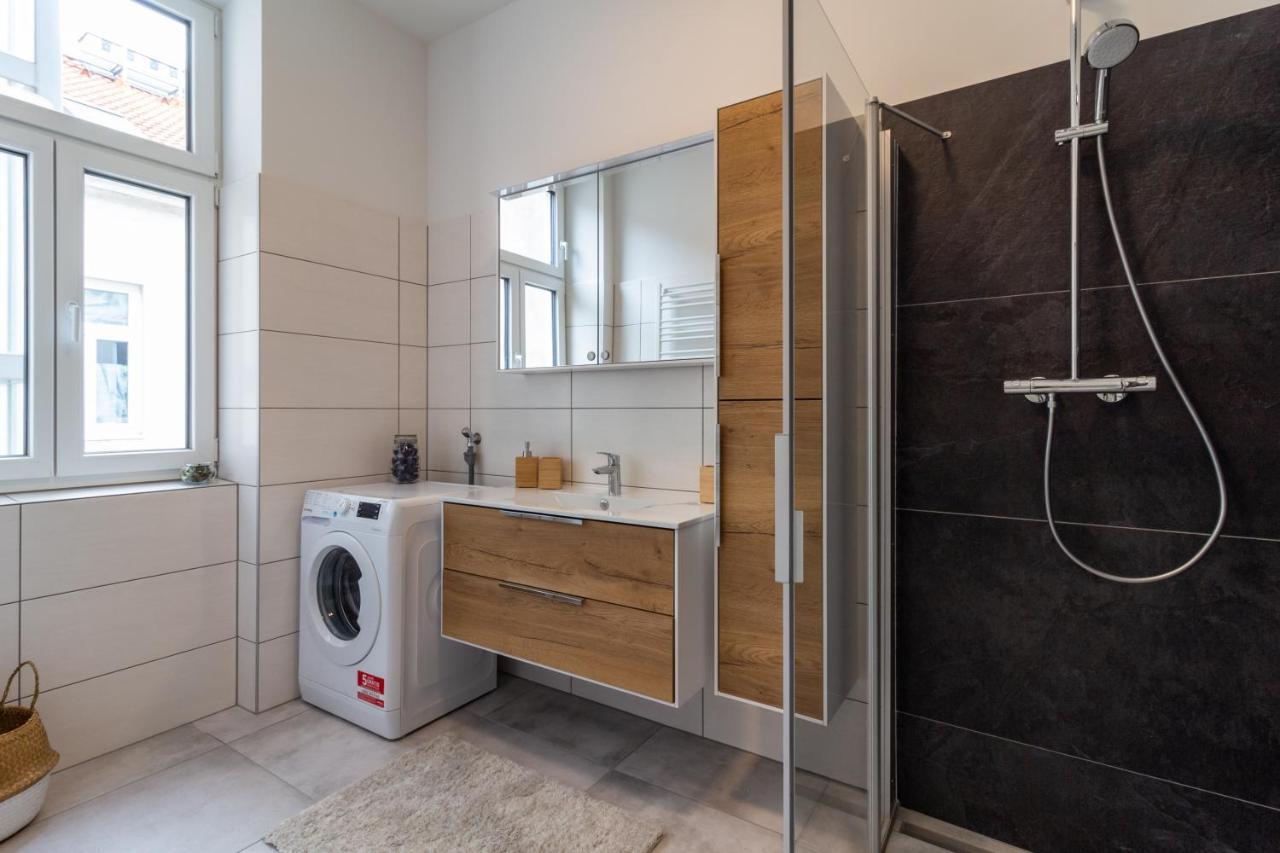 Apartment Cozy, Generous - 10 Min To City-centre - Contactless 24h Check-in